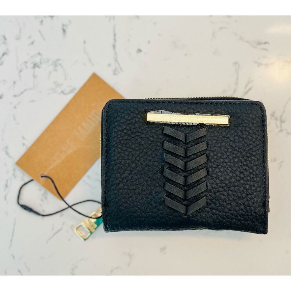 Steve Madden Wallet Black French Zip Around BiFold Chevron Braid CC Holder